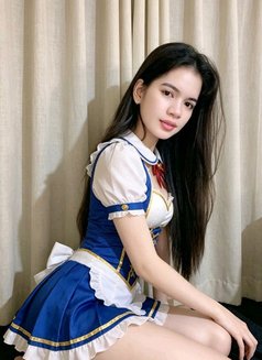 Kylie - escort in Manila Photo 5 of 6