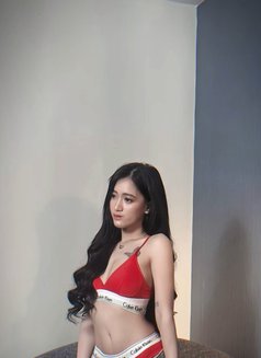 Kylie - escort in Manila Photo 6 of 6