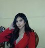 Kylie the new girl in town - Acompañantes transexual in Makati City Photo 8 of 13