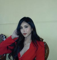 Kylie the new girl in town - Transsexual escort in Makati City