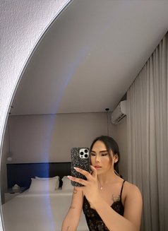 Kylie - Transsexual escort in Riyadh Photo 1 of 9