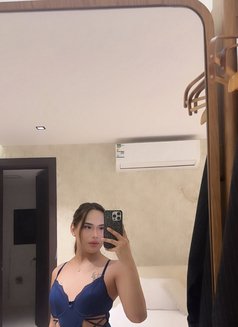 Kylie - Acompañantes transexual in Riyadh Photo 1 of 8