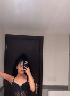 Kylie - Transsexual escort in Riyadh Photo 1 of 10