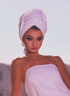 Kylie Hot sucker Hard Dick - Transsexual escort in Bali Photo 22 of 22