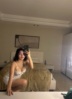 Kylie just arrived 🇵🇭🇵🇭 - puta in Riyadh Photo 8 of 11