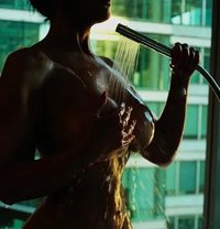 Kylie London - escort in London Photo 3 of 14