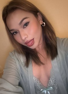 Kylie Marie - Transsexual escort in Al Ain Photo 13 of 13