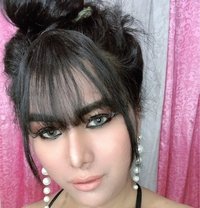 Kylie New Cummer - Transsexual escort in Manila