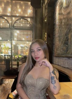 Kylie Summer - escort in Dubai Photo 2 of 5