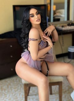 Kylie كايلي - Transsexual escort in Phuket Photo 12 of 15