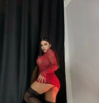 Kylie - escort in Baku