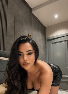 Kylie - puta in İstanbul Photo 19 of 20
