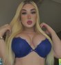 شيميل عربية زيارة كايلي KYLIE Visiting - Transsexual escort in İstanbul Photo 2 of 26