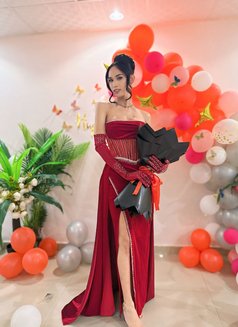 Kinkiest wildest dreams - Transsexual escort in Abu Dhabi Photo 28 of 28
