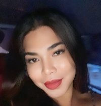 Kylieee - Transsexual escort in Cebu City
