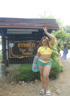 Kyliey - Transsexual escort in Phuket Photo 5 of 7