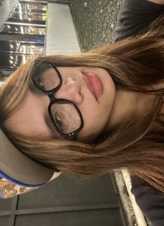 Kyline - escort in Dubai Photo 5 of 12