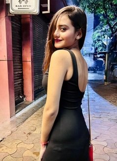 Kyra - escort in Mumbai Photo 2 of 3