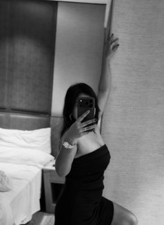 Kyra Supreme | anal Independent | - puta in New Delhi Photo 13 of 14
