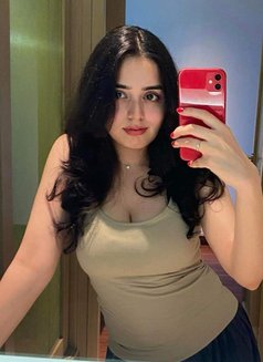 Kyty - escort in Jeddah Photo 3 of 4