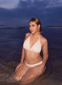 Laura Island Girl. - puta in Bali Photo 20 of 20