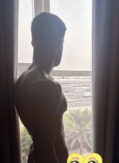 L'art du sexe - Acompañantes masculino in Dubai Photo 6 of 6