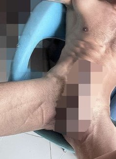 The art of sex - Male escort in Dubai Photo 6 of 6