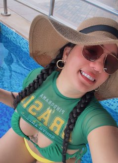 La bella🏻 - escort in Abu Dhabi Photo 6 of 8