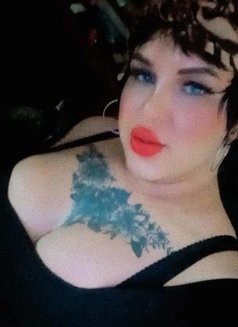La Bomba - Transsexual escort in Tunis Photo 2 of 3