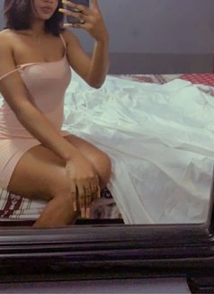 La Fleure - masseuse in Abidjan Photo 5 of 10