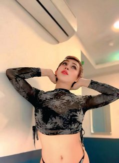 La La Good Atitude Layan Gfe - Transsexual escort in Kuala Lumpur Photo 2 of 2