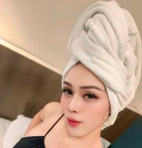 La La Layan Mesra Romantis Best Atitude - Transsexual escort in Kuala Lumpur