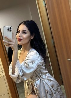 🦋La_Queen🦋Vip Escorte arabic - escort in Dubai Photo 12 of 24