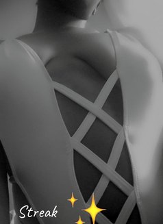 La. Sins - escort in Nairobi Photo 6 of 9