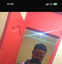 Labyrinth - Male companion in Accra