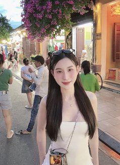 Lacci - escort in Bangkok Photo 1 of 2