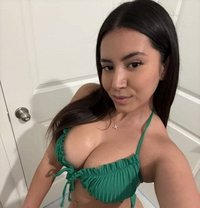 Lacey Bradtke - puta in Los Teques