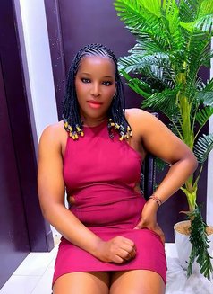 Lacie - escort in Riyadh Photo 2 of 4