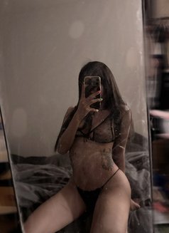 Ladabkk - Transsexual escort in Bangkok Photo 7 of 10