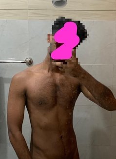 Genuine boy for vip ladies - Male escort in Colombo Photo 3 of 4