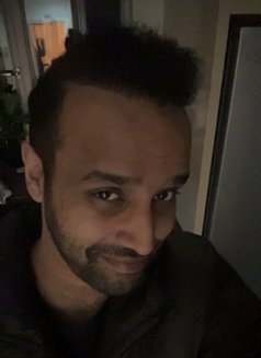 Ladies and Trans Lover (Outcall Only) - Male escort in London Photo 1 of 4