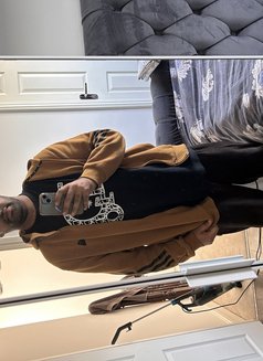 Ladies and Trans Lover (Outcall Only) - Male escort in London Photo 2 of 4
