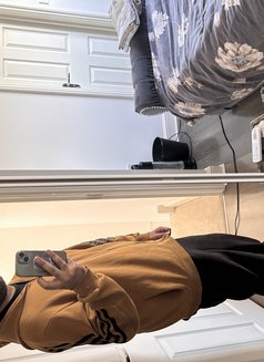 Ladies and Trans Lover (Outcall Only) - Male escort in London Photo 3 of 4
