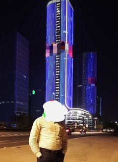 Ladies & Couple only - Male escort in Noida Photo 1 of 1