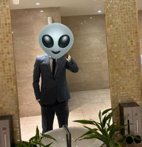 Ladies’ Man Is Back - Male escort in Colombo
