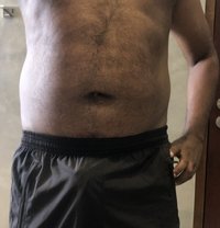 Confidential Touch for Classy Ladies - Male escort in Colombo Photo 8 of 12
