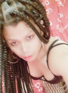 LADIVA LUCA - Transsexual escort in Malta Photo 3 of 3