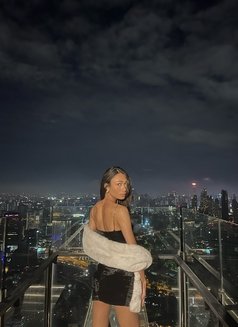 Lady Alissa - Transsexual escort in Bangkok Photo 5 of 16
