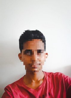 Lady Boy Shine - Acompañantes transexual in Colombo Photo 2 of 4