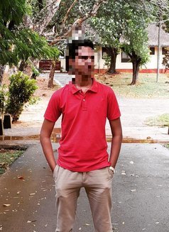 Lady Boy Shine - Acompañantes transexual in Colombo Photo 4 of 4